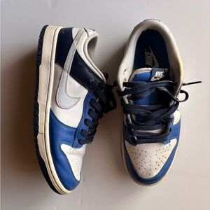 Nike Dunk Low White and Navy Blue Athletic Shoes Size 9.5 men’s